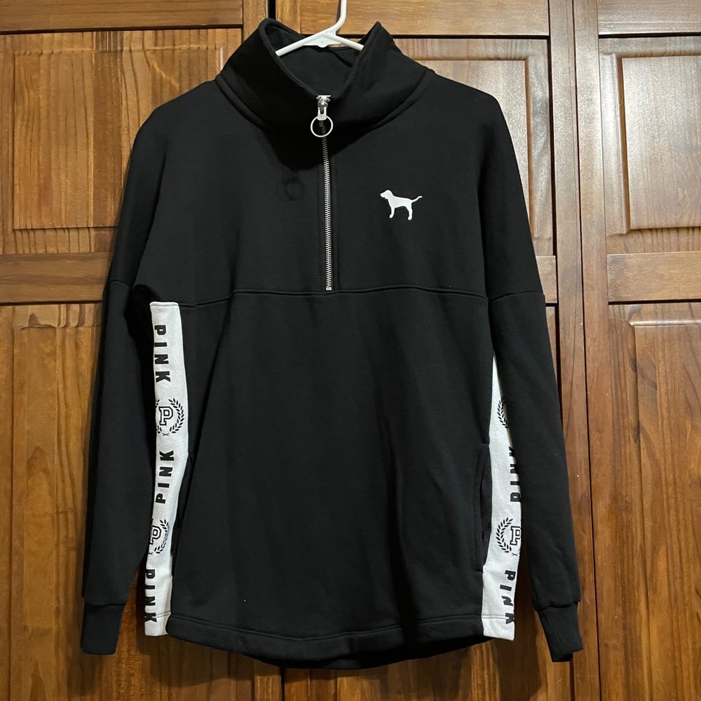 Black and White PINK Pull Over